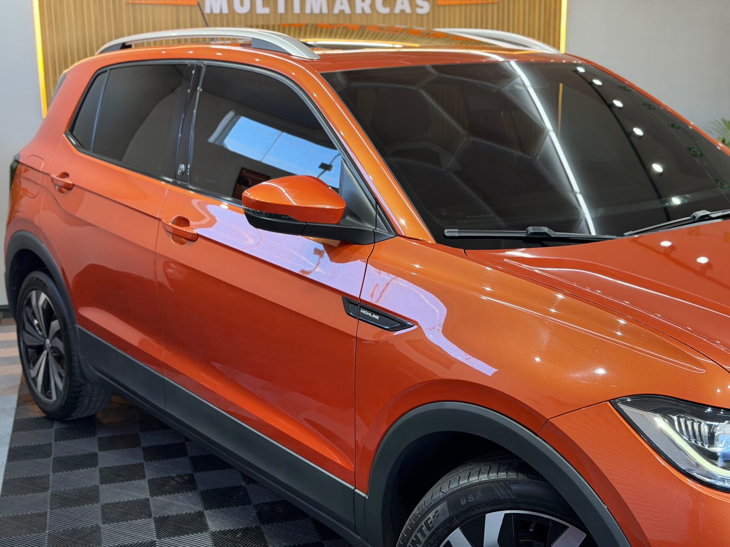Volkswagen T-CROSS HIGHLINE 250 TSI 2020 Laranja