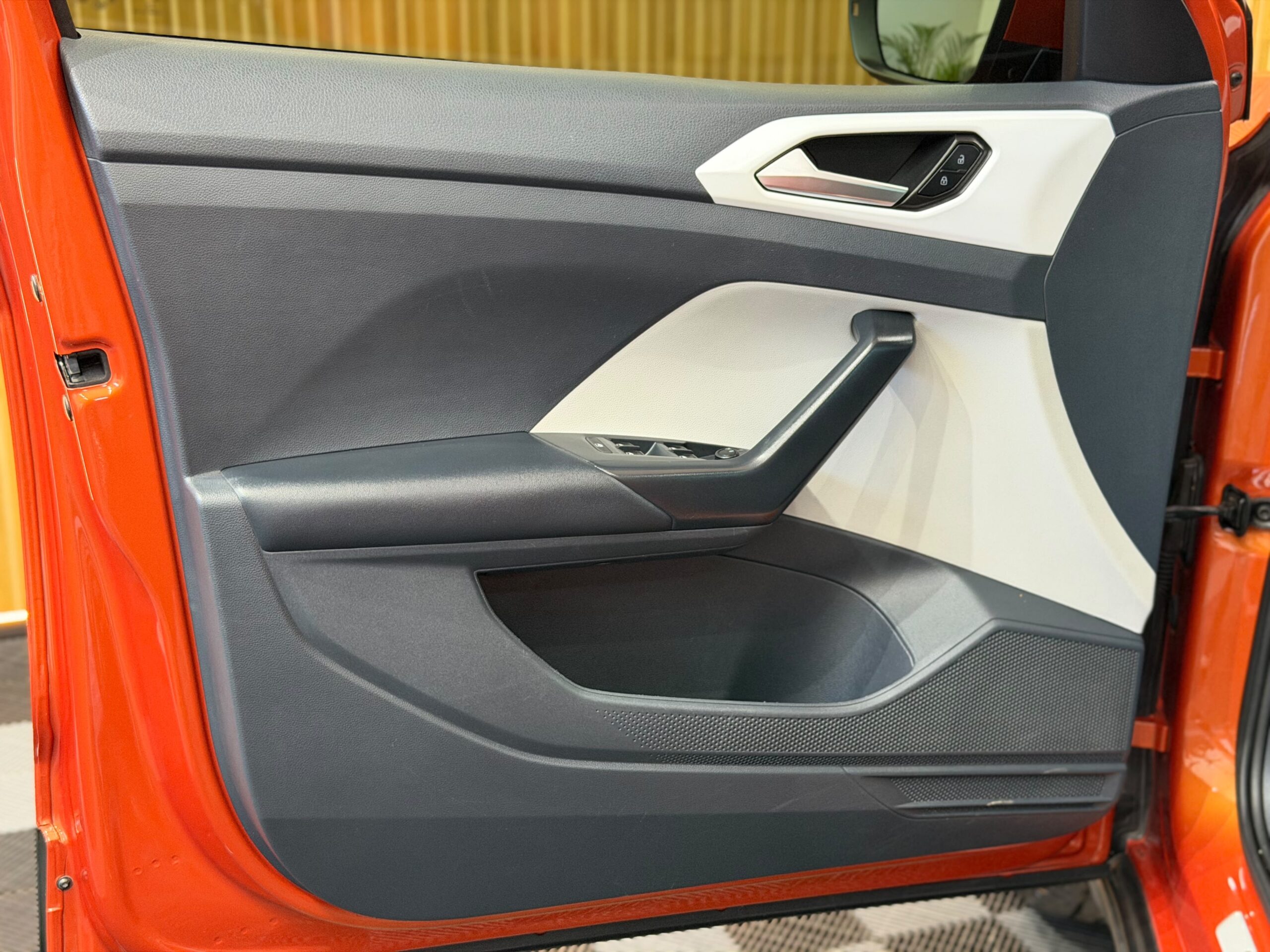 Volkswagen T-CROSS HIGHLINE 250 TSI 2020 Laranja