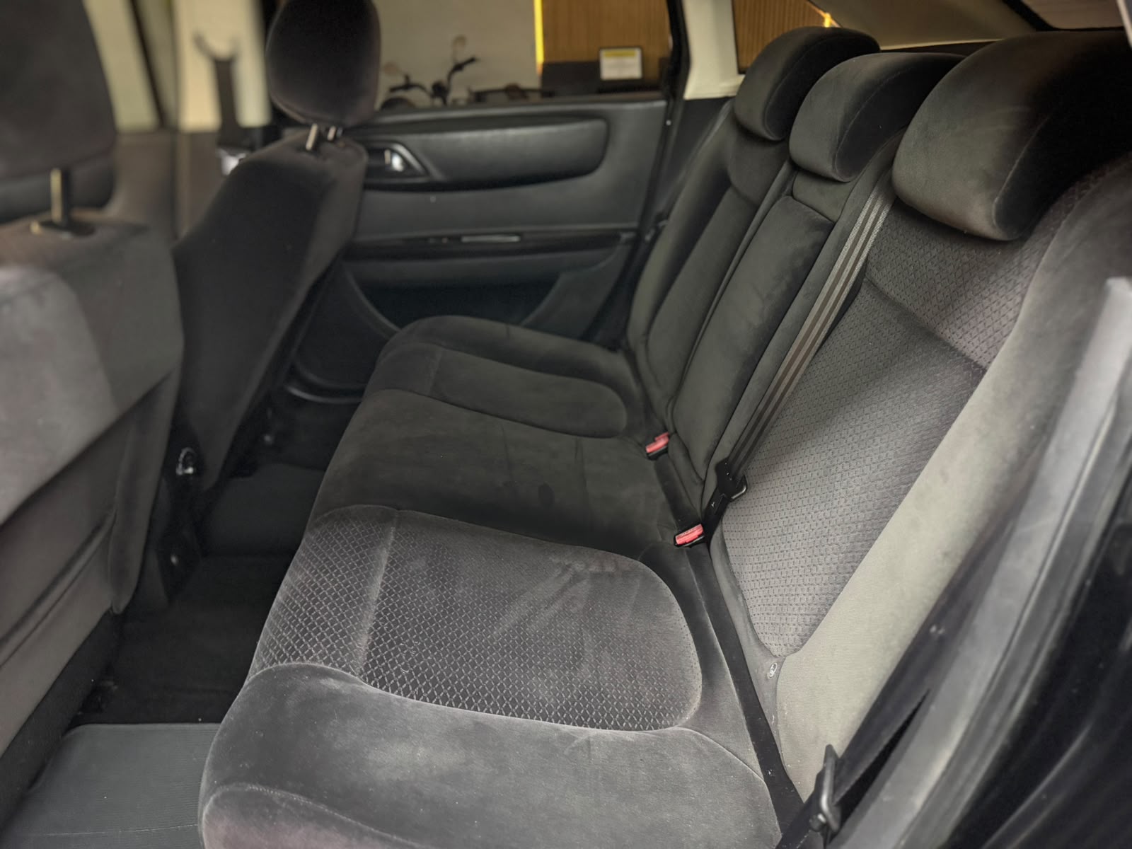 Bancos Traseiros do Citroën C4 Pallas 2011 preto