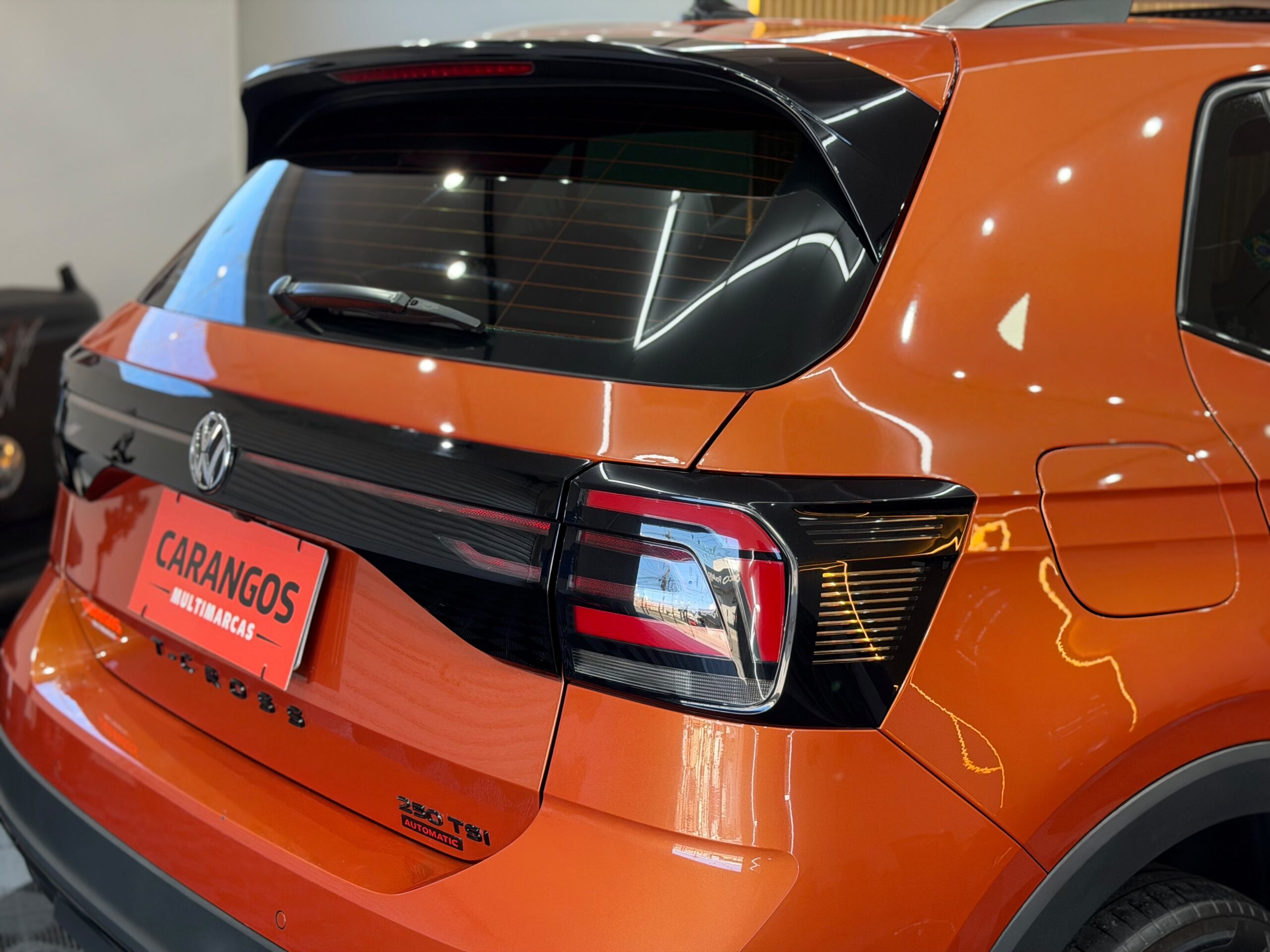 Volkswagen T-CROSS HIGHLINE 250 TSI 2020 Laranja