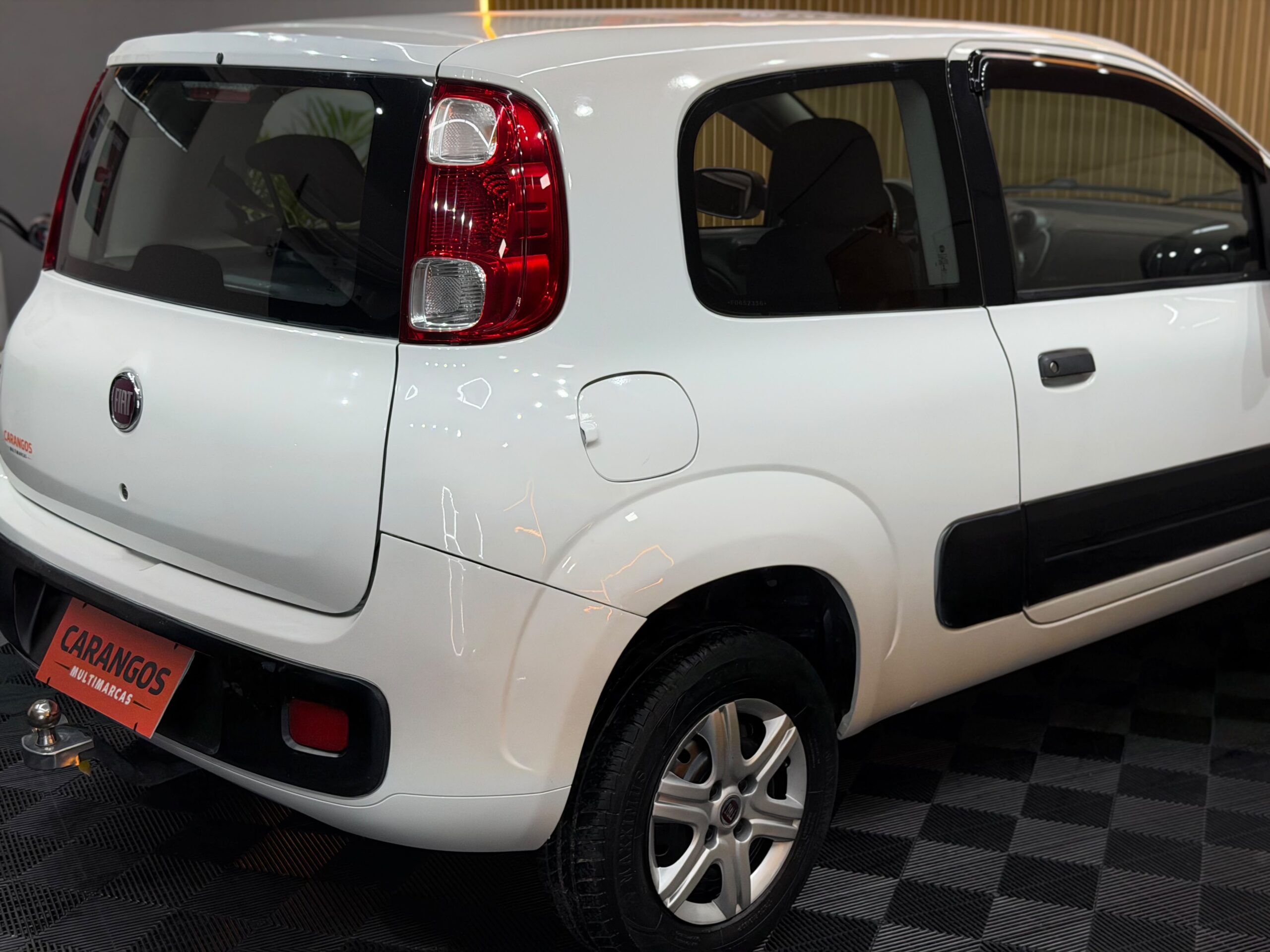 Fiat Uno EVO 2015 Branco