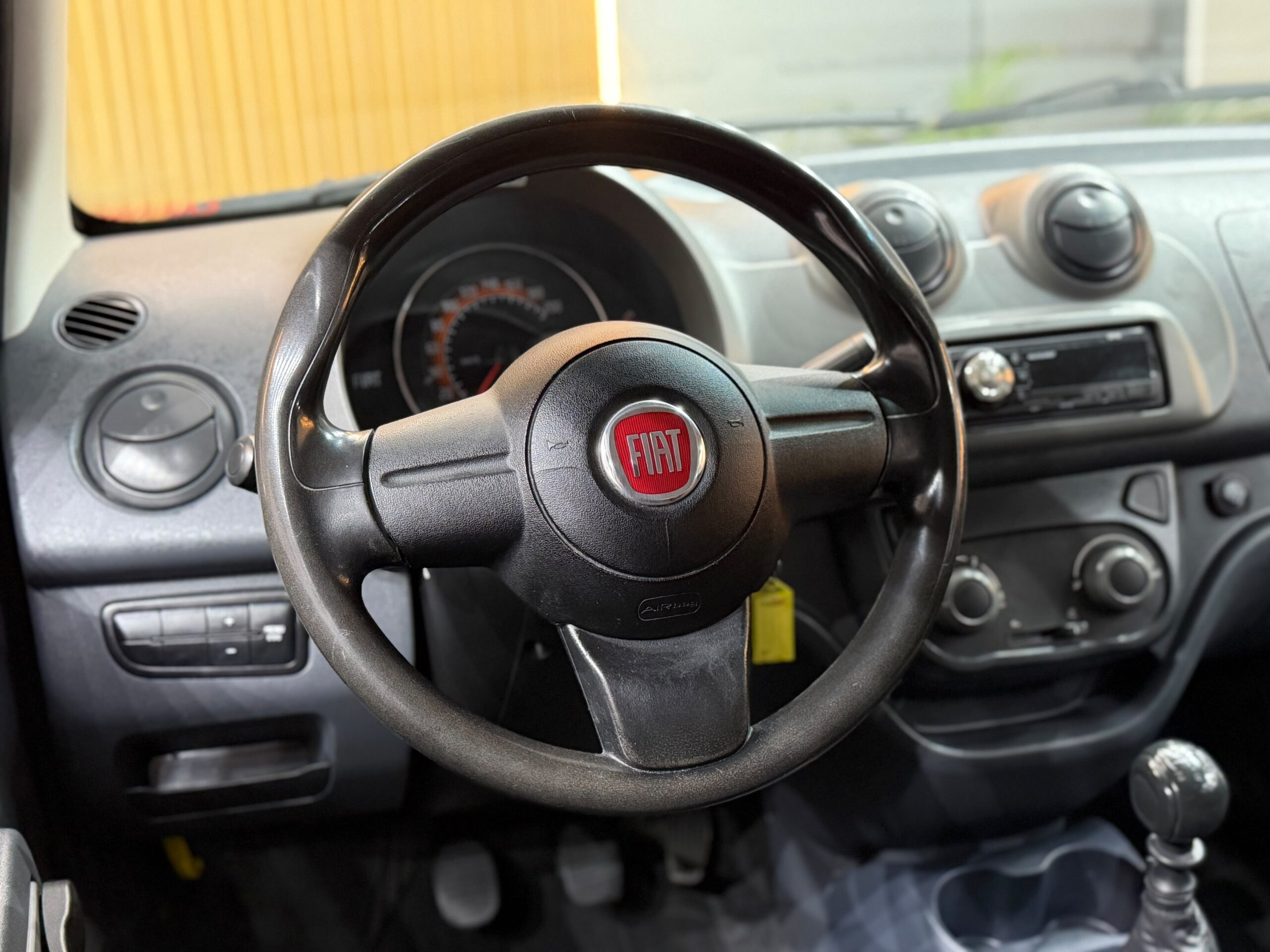 Fiat Uno EVO 2015 Branco