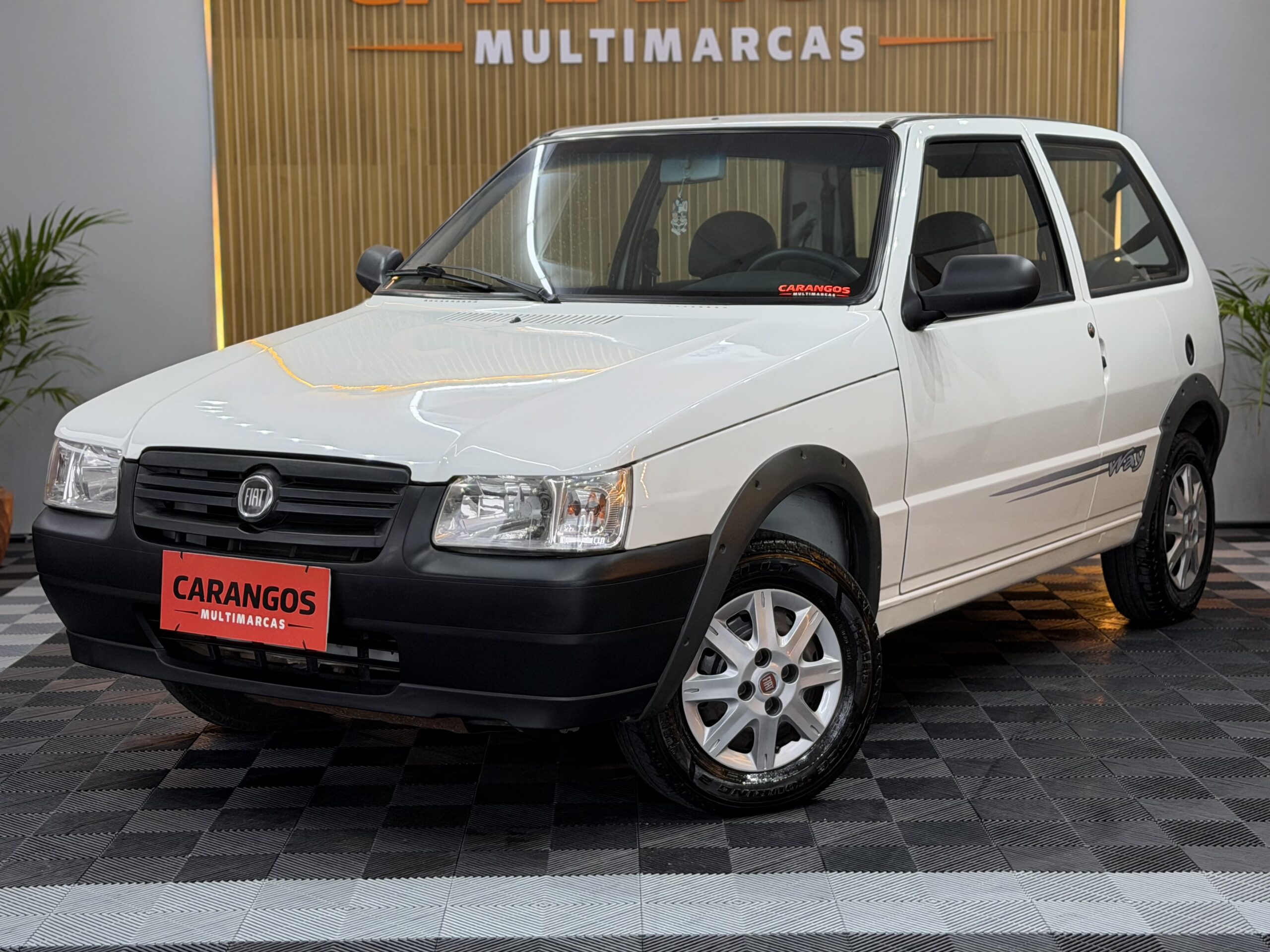 Fiat Uno FIRE 2013 Branco