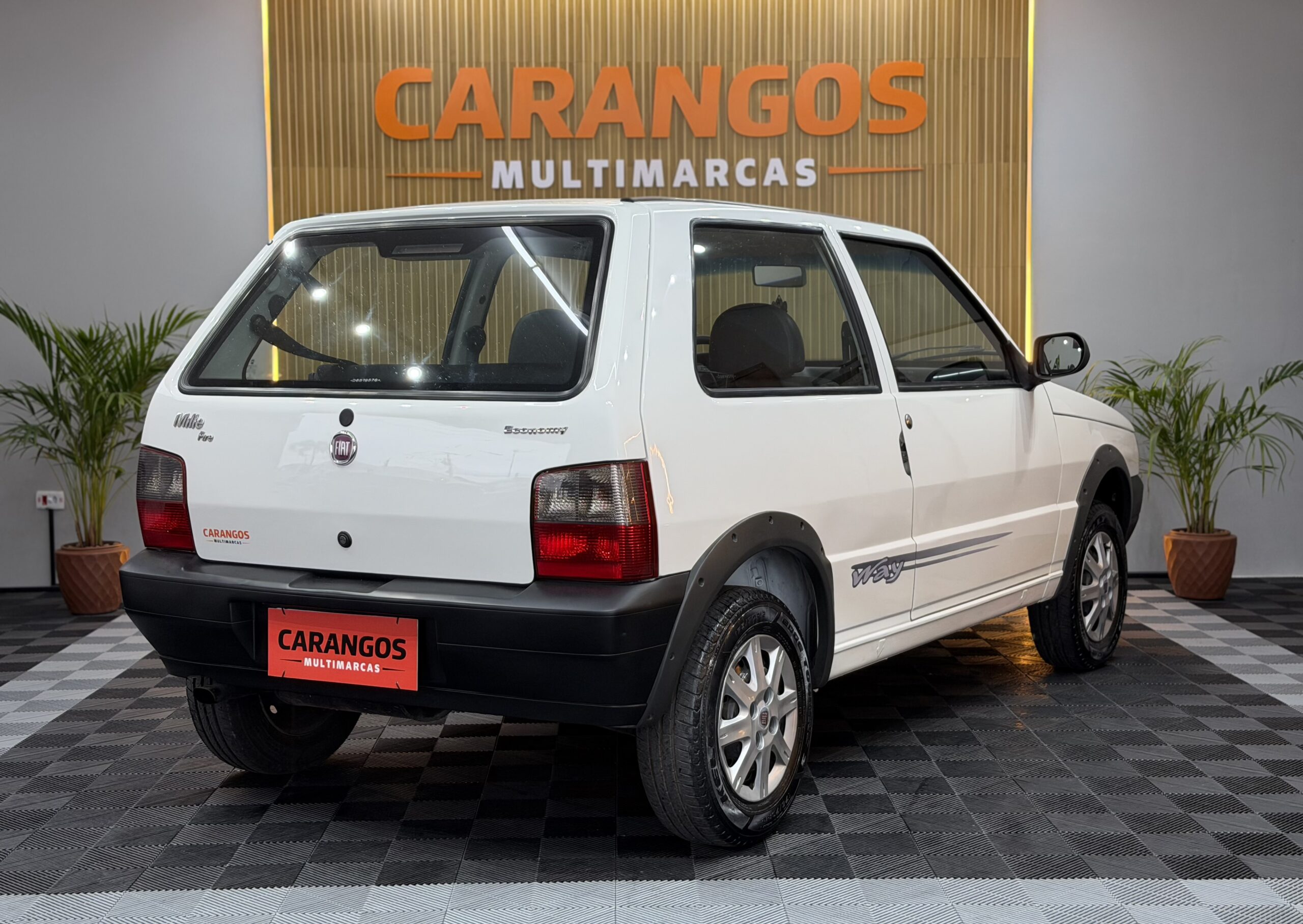 Fiat Uno FIRE 2013 Branco