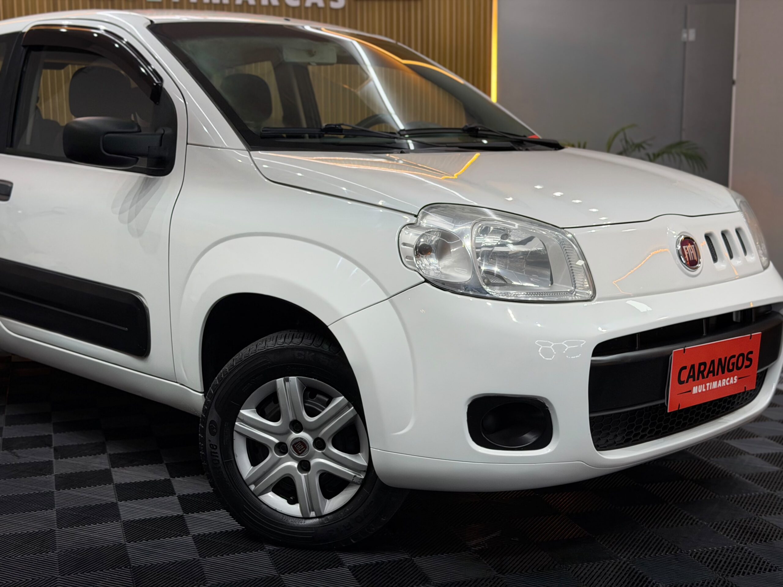 Fiat Uno EVO 2015 Branco