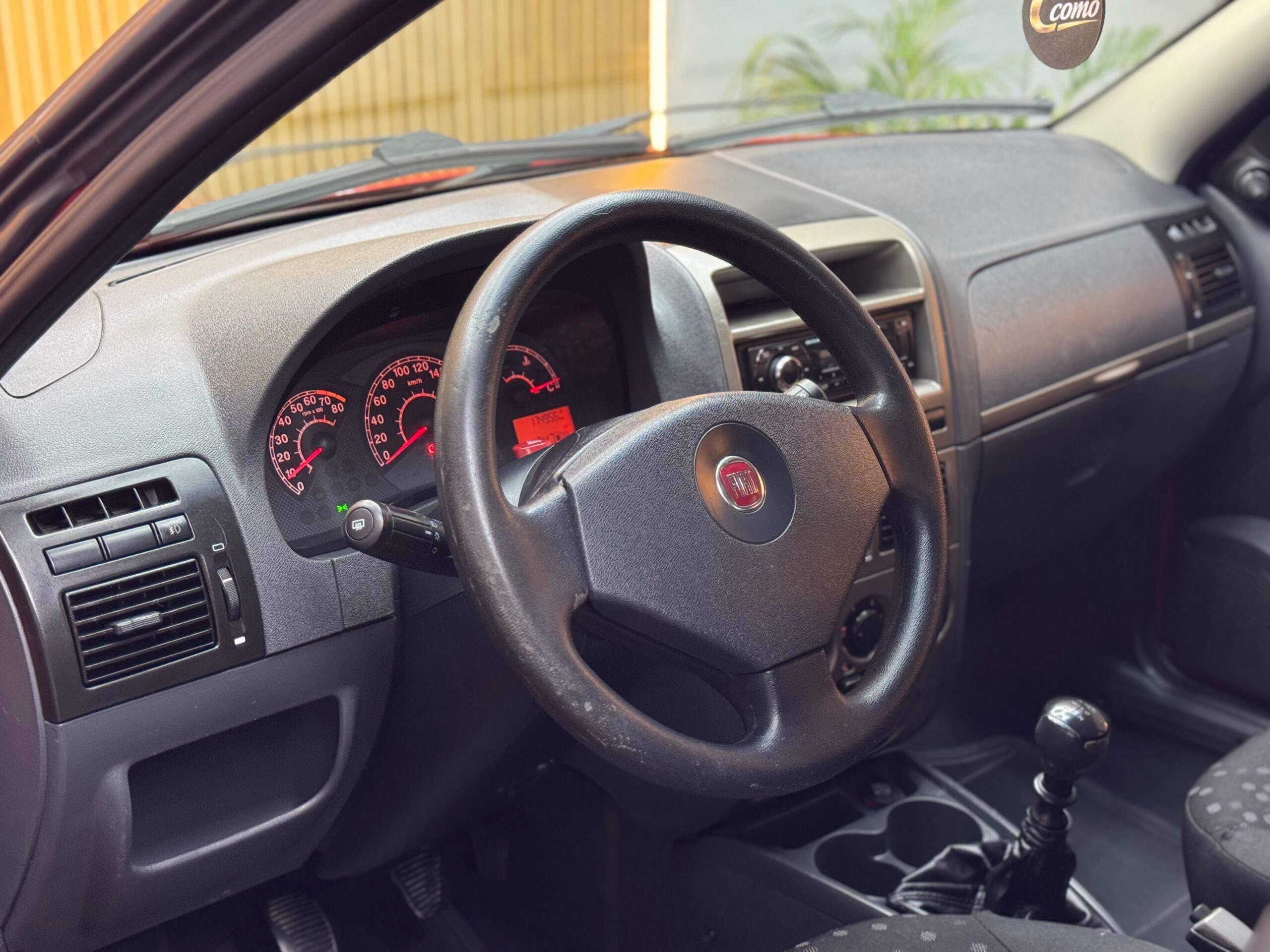 Fiat Palio ATTRACTIVE 2012 Vermelho