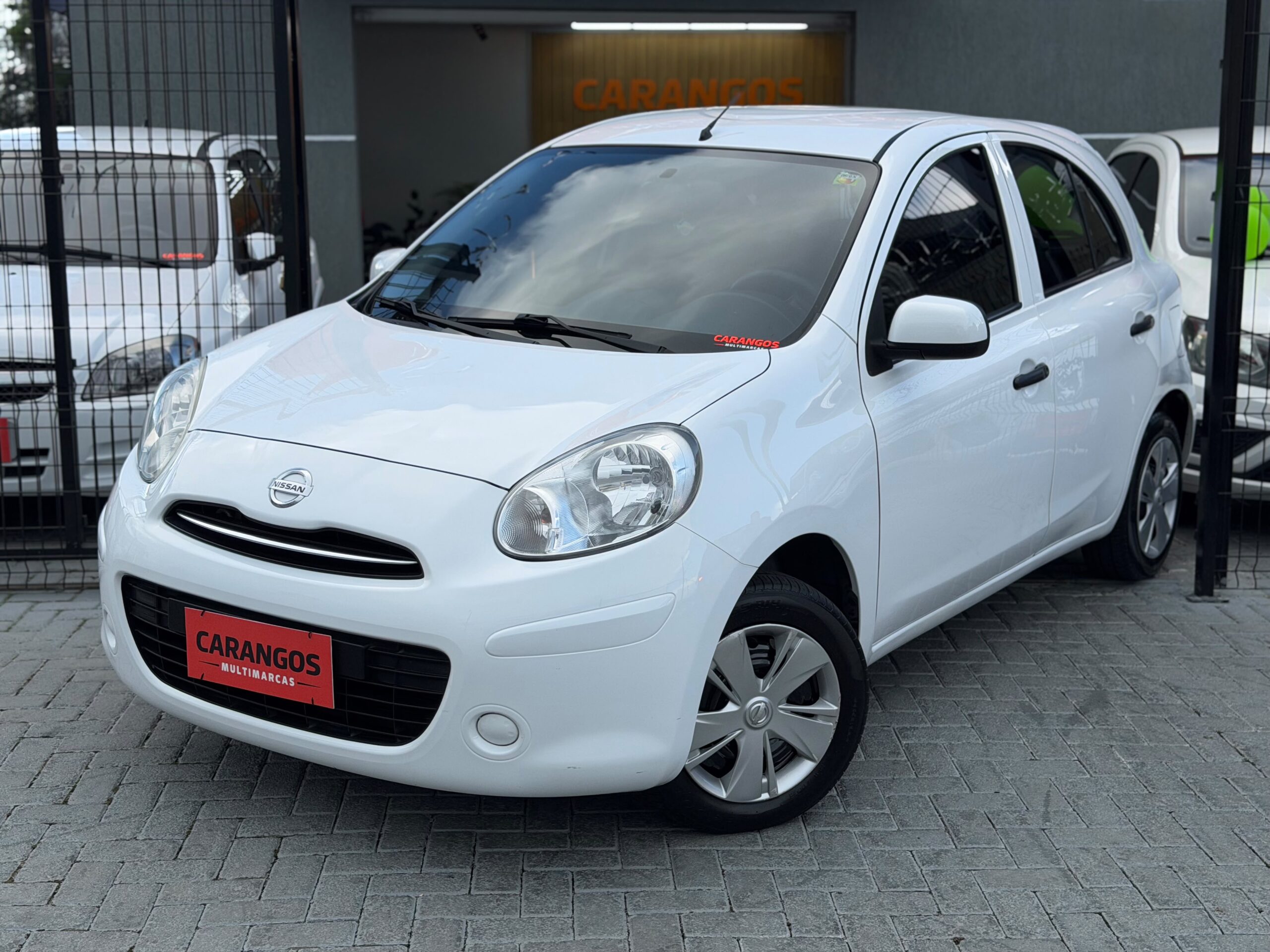 Nissan March S 2013 Branco