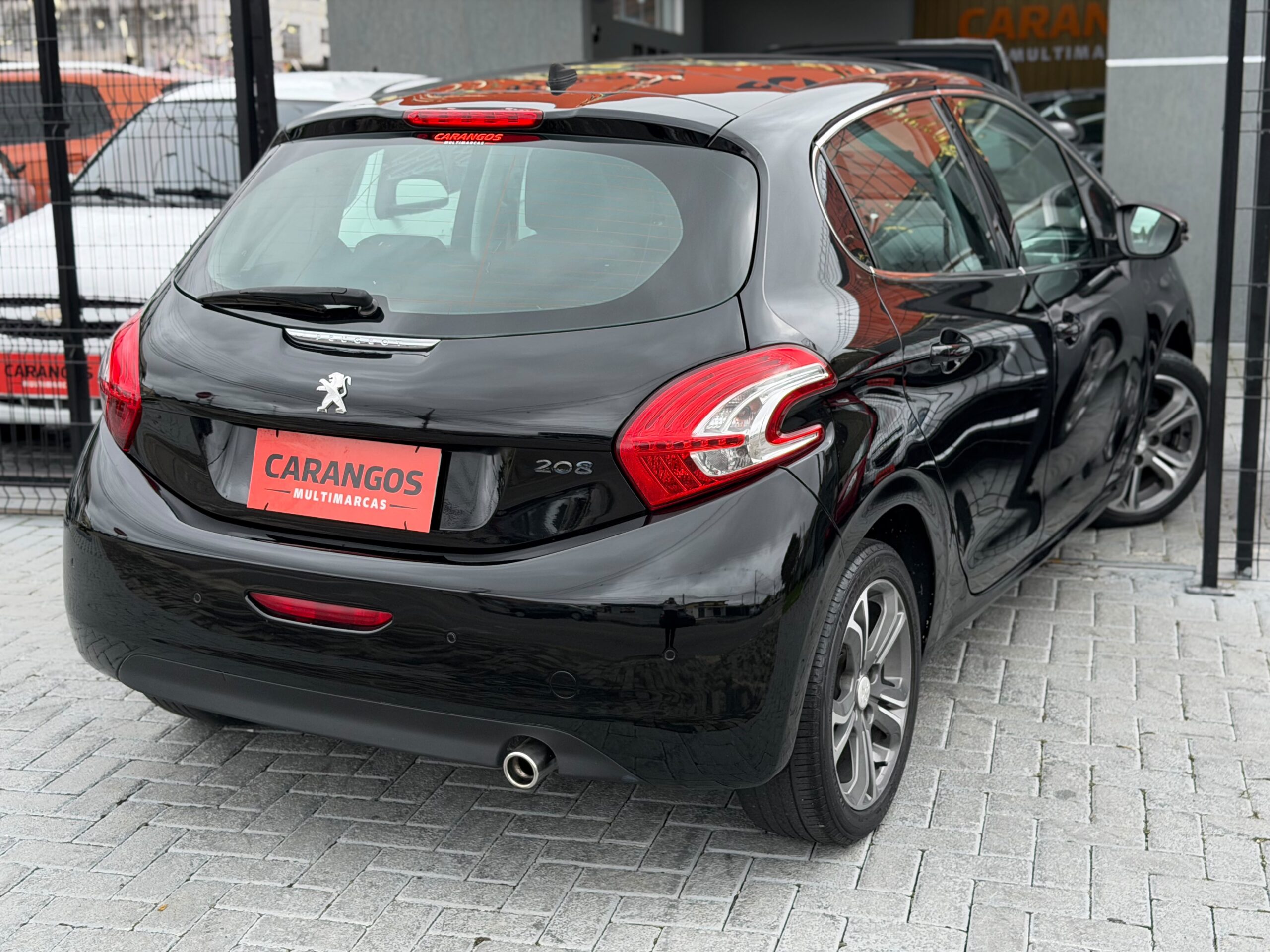 Peugeot 208 GRIFFE 2014 Preto