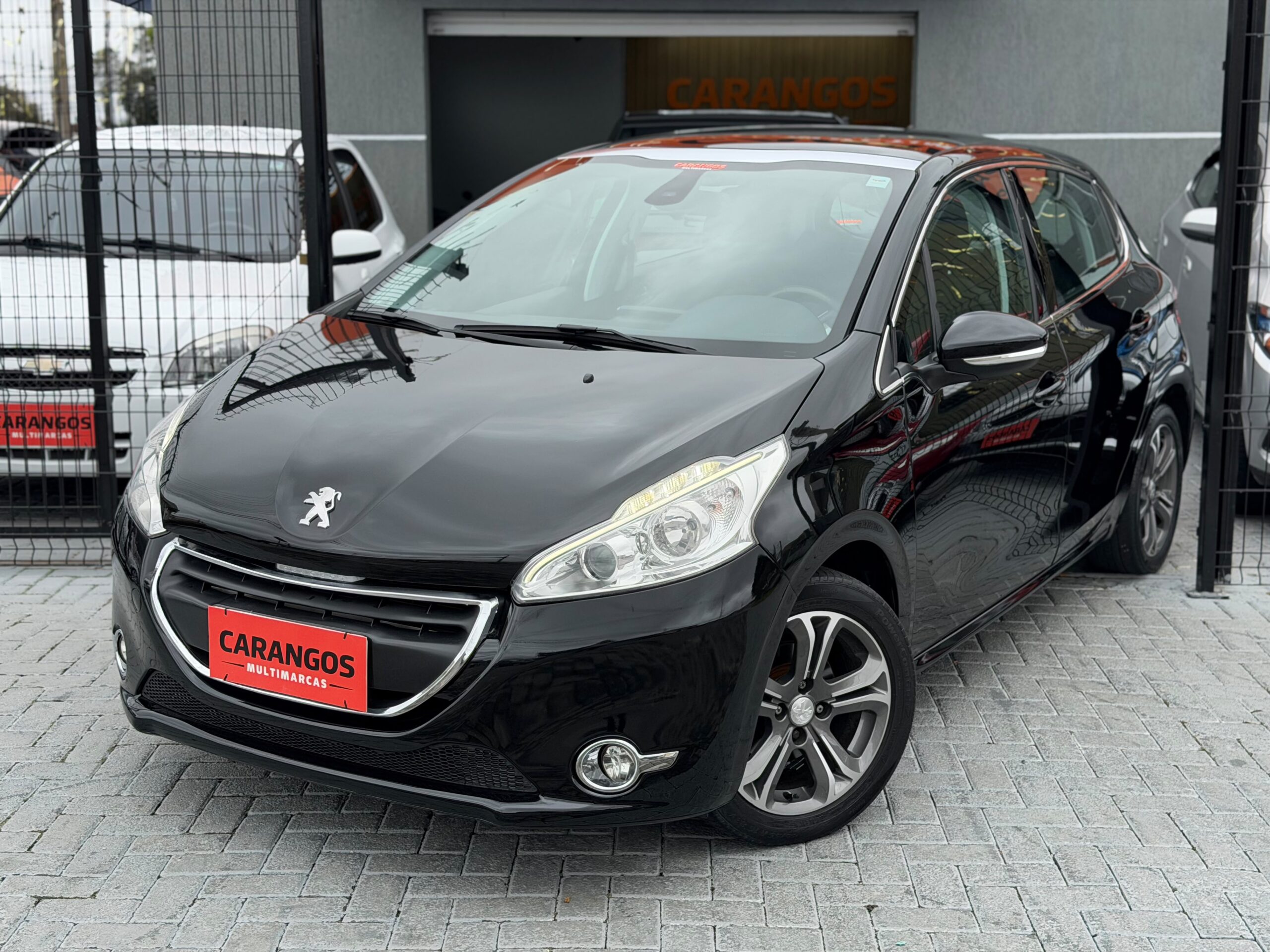 Peugeot 208 GRIFFE 2014 Preto